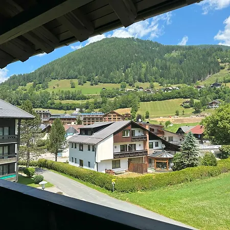 Kathrein & דירה *