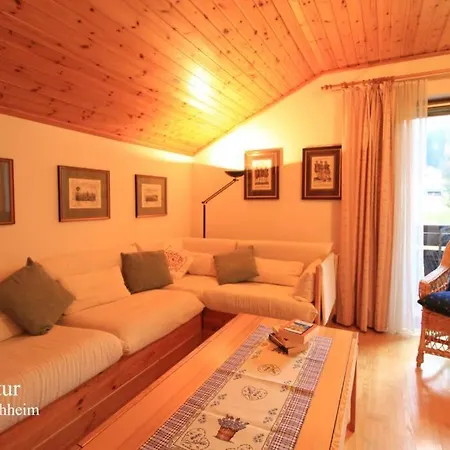 Διαμέρισμα Kathrein & *